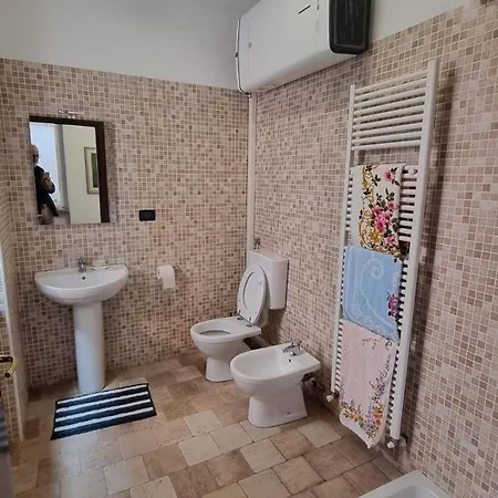 Casa Tra Vigneti E Mura