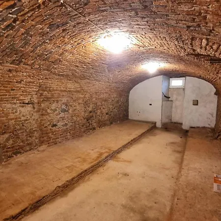 Casa Tra Vigneti E Mura Rocca Grimalda