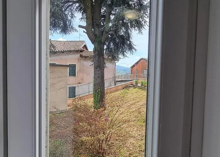Casa Tra Vigneti E Mura Apartment